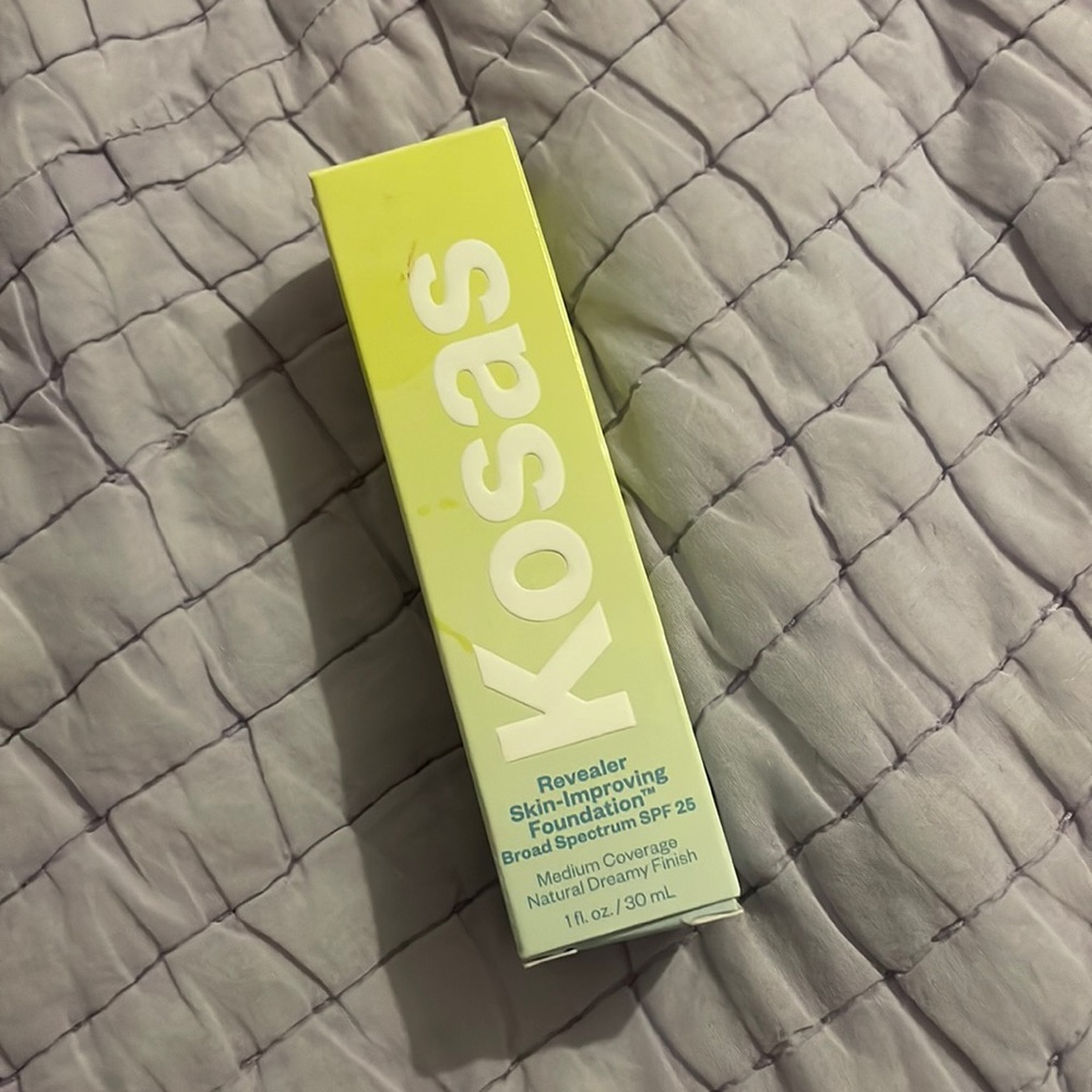 Kosas Revealer Skin-Improving Foundation Broad Spectrum25 Light Warm Neutral 130